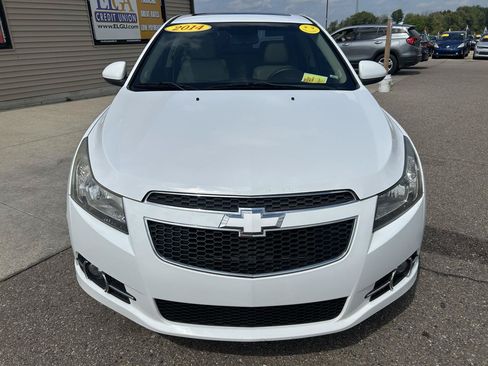 Used 2014 Chevrolet Cruze LT w/ RS Package FWD image 2