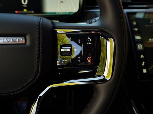 Used 2025 Land Rover Range Rover Sport Dynamic SE image 15