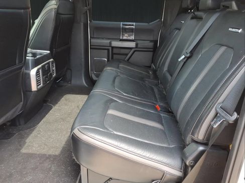 Used 2020 Ford F450 Platinum w/ FX4 Off-Road Package AWD/4WD image 19