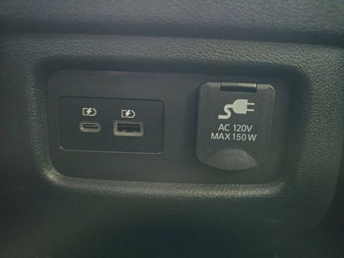 Certified 2023 Nissan Pathfinder Platinum image 27