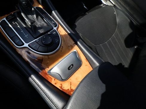 Used 2011 Mercedes-Benz SL 550 image 56