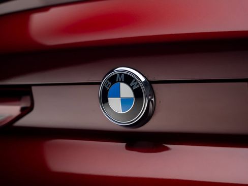 Used 2025 BMW X6 xDrive40i w/ Premium Package image 28