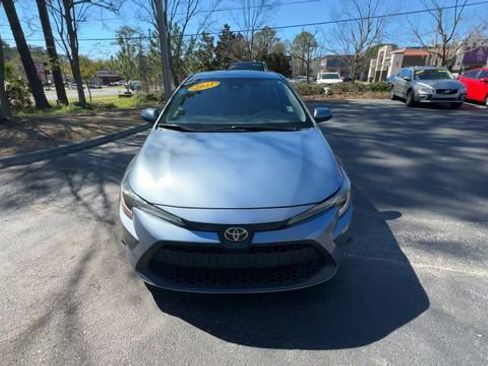 Used 2021 Toyota Corolla LE image 5