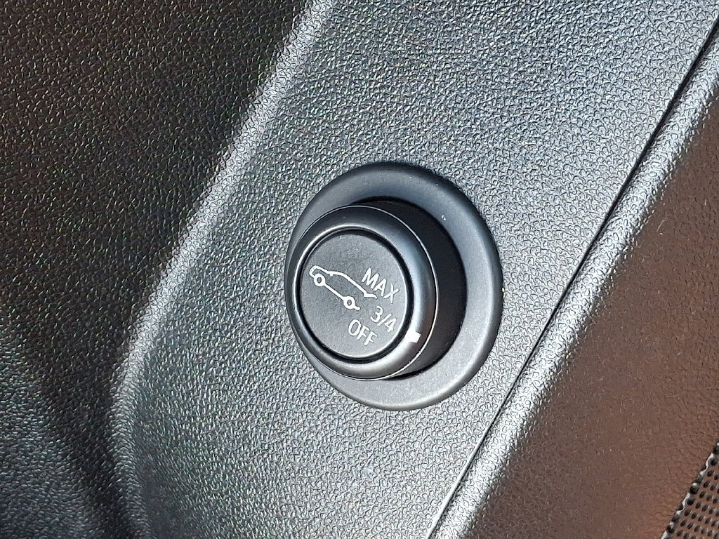 Certified 2019 Chevrolet Equinox LT FWD image 28