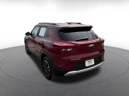 Used 2025 Chevrolet TrailBlazer LT image 11