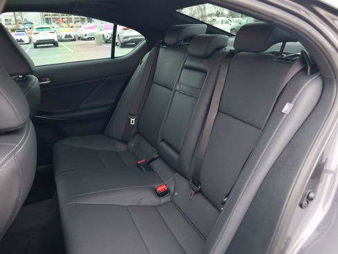 Used 2025 Lexus IS 350 F Sport image 35