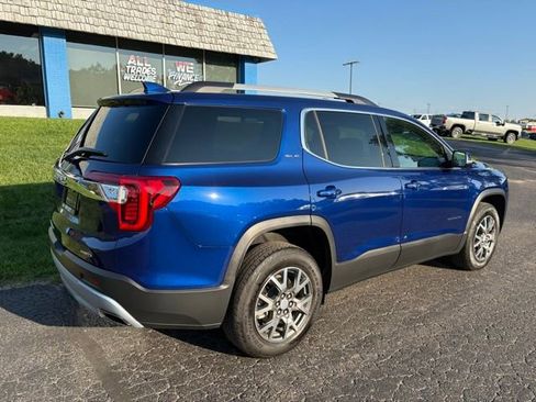 Certified 2023 GMC Acadia SLE w/ Driver Convenience Package image 8
