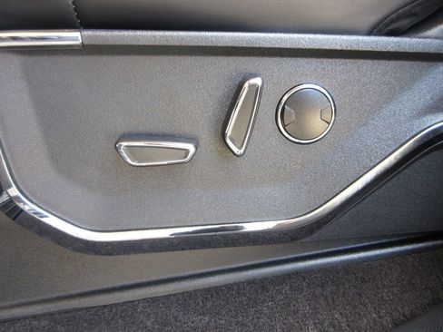 Certified 2023 Ford F150 Lightning Platinum AWD/4WD image 12