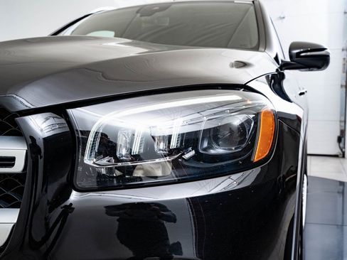 Used 2020 Mercedes-Benz GLS 450 4MATIC image 15