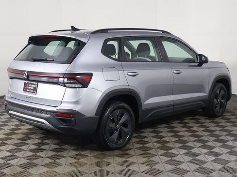 Used 2025 Volkswagen Taos S FWD image 9