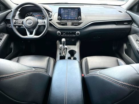 Used 2021 Nissan Altima 2.5 SR FWD image 25
