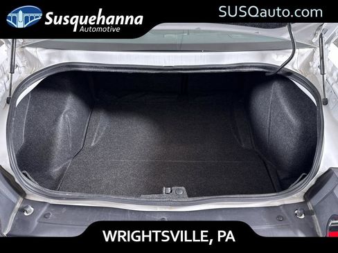 Used 2016 Dodge Challenger SRT w/ Technology Group image 10