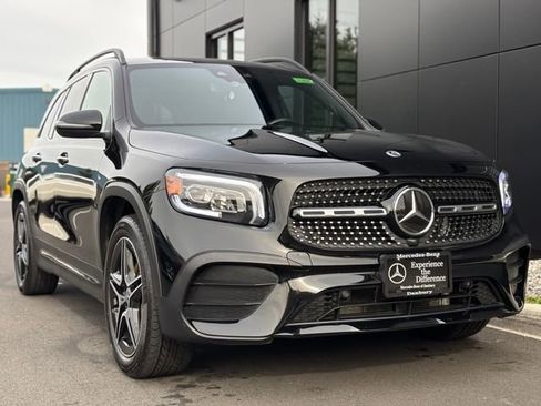 Certified 2021 Mercedes-Benz GLB 250 4MATIC image 29