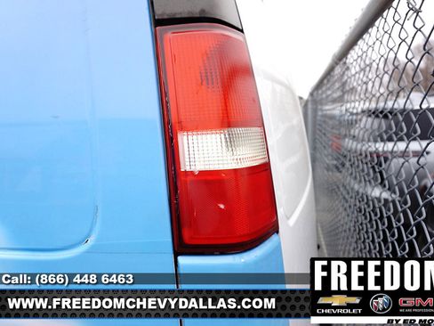 Used 2019 Chevrolet Express 2500 Work Van w/ Enhanced Convenience Package image 9