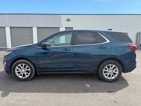 Used 2021 Chevrolet Equinox LT FWD image 3