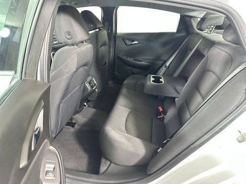 Used 2023 Chevrolet Malibu LT FWD image 25