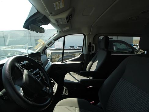 Used 2024 Ford Transit 350 XLT RWD image 14