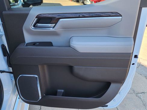 New 2026 GMC Sierra 1500 SLT w/ SLT Premium Plus Package image 40