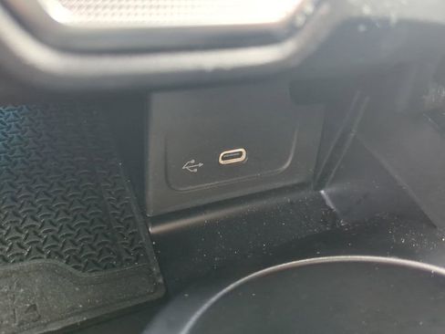 Certified 2024 Mercedes-Benz C 300 Sedan image 9