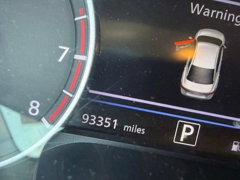 Used 2020 Nissan Sentra SV w/ Electronics Package FWD image 10