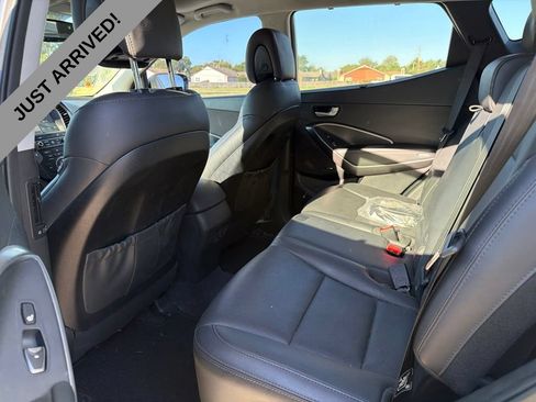 Used 2017 Hyundai Santa Fe Sport FWD image 9