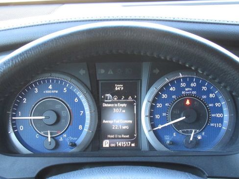 Used 2016 Toyota Sienna XLE w/ XLE Navigation Package FWD image 25