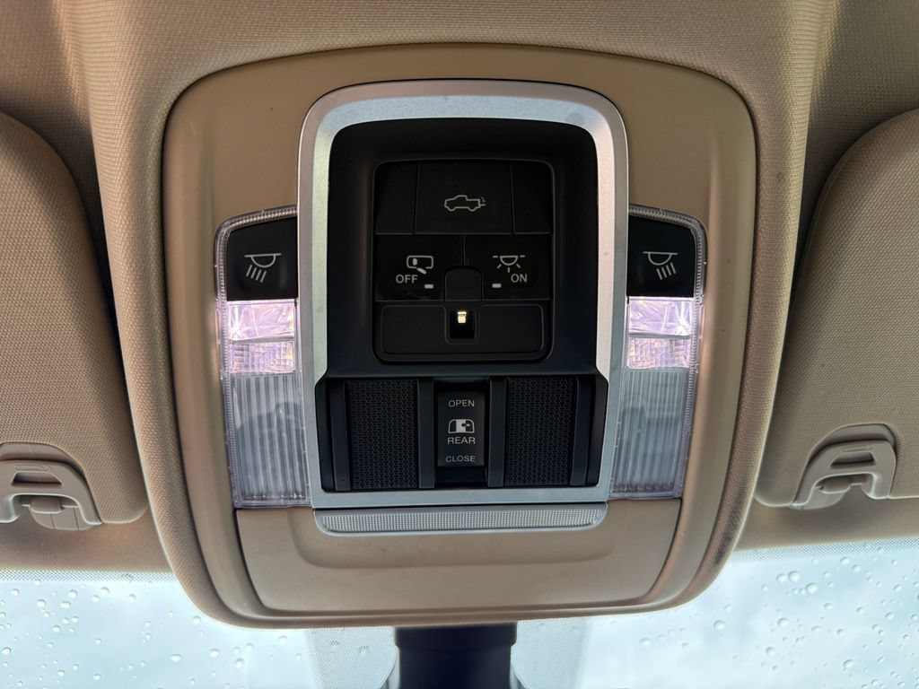 Used 2020 RAM 1500 Laramie AWD/4WD image 46