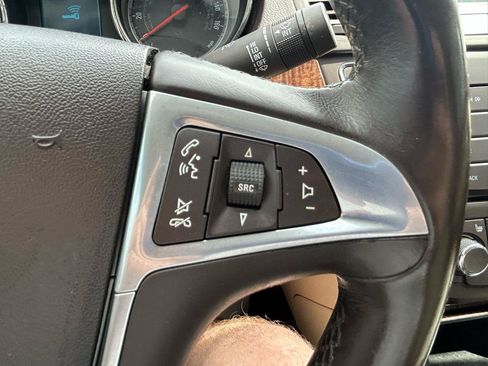 Used 2013 Buick Regal Premium FWD image 18