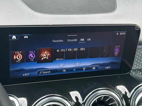 Certified 2025 Mercedes-Benz GLB 250 image 18