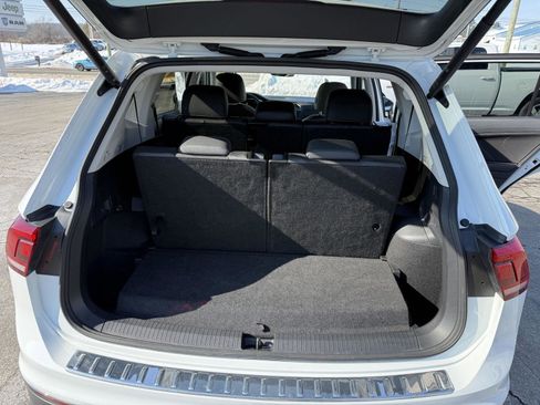 Used 2024 Volkswagen Tiguan Wolfsburg Edition image 36