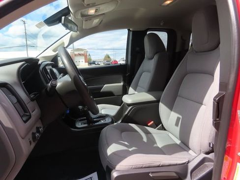Used 2020 GMC Canyon 4x4 Extended Cab w/ Convenience Package image 18
