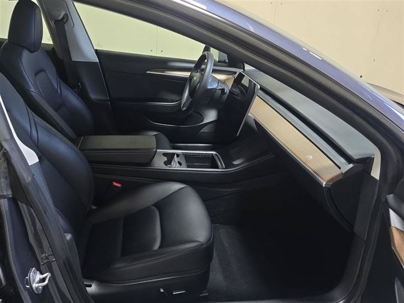 Used 2023 Tesla Model 3 Standard Range RWD image 6