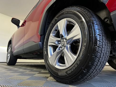 Certified 2025 Toyota RAV4 XLE w/ Convenience Package FWD image 25