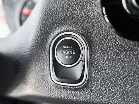 Used 2025 Mercedes-Benz Sprinter 2500 image 26