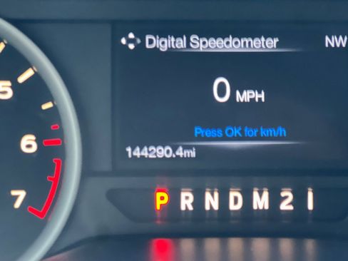Used 2015 Ford F150 XLT w/ Equipment Group 301A Mid AWD/4WD image 26