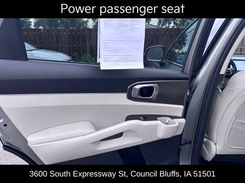 Used 2025 Kia Sorento EX AWD/4WD image 36