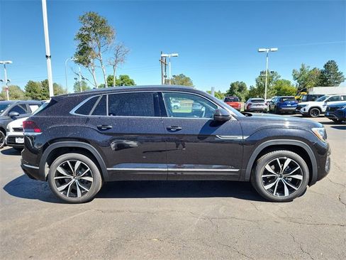 New 2026 Volkswagen Atlas Cross Sport SEL Premium R-Line image 2
