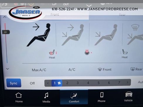 Used 2024 Chrysler Pacifica Touring-L image 22