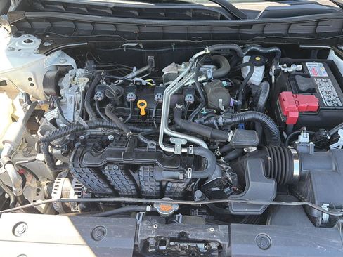 Used 2022 Nissan Altima 2.5 S FWD image 33