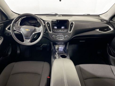 Used 2024 Chevrolet Malibu LT FWD image 30