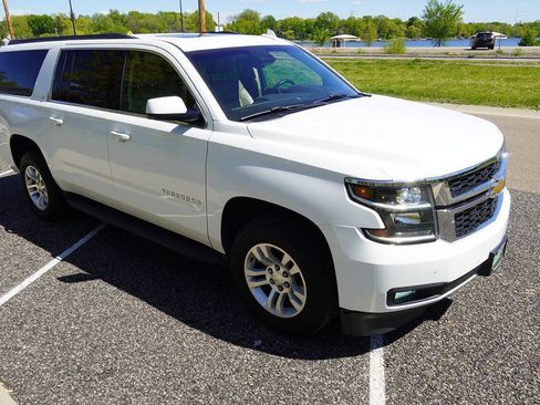 Used 2019 Chevrolet Suburban LT AWD/4WD image 7