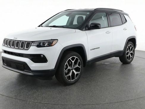 Used 2025 Jeep Compass Limited image 2