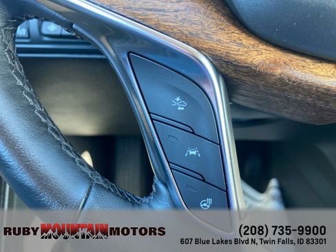 Used 2020 Cadillac XT5 Premium Luxury w/ Platinum Package AWD/4WD image 22