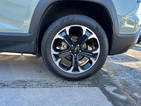 Certified 2025 Chevrolet Equinox LT w/ Convenience Package II image 46