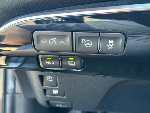 Used 2021 Toyota Prius Prime Limited w/ Carpet Mat Package (TMS) FWD image 18