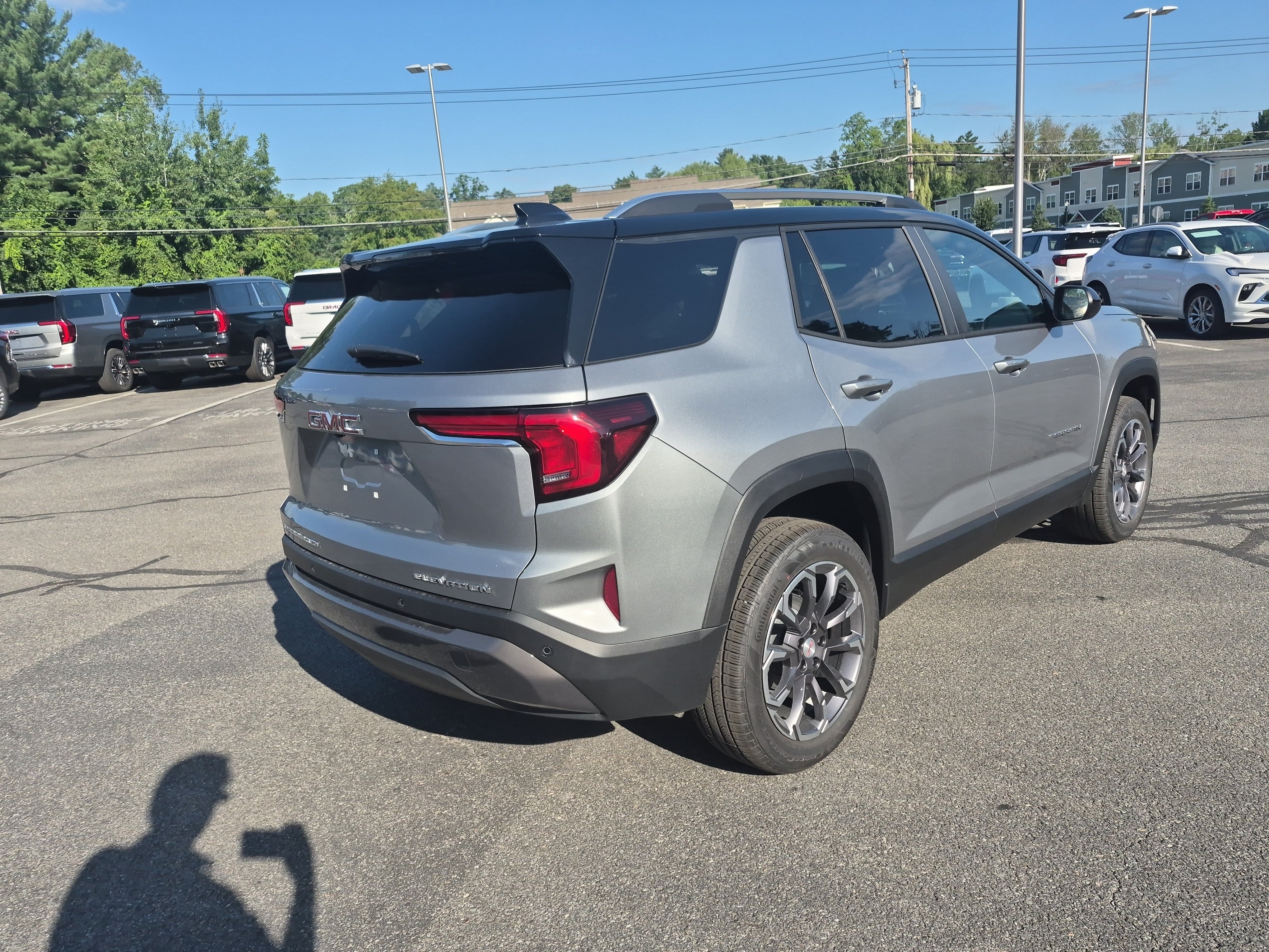 Used 2027 GMC Terrain Elevation w/ Elevation Premium Package AWD/4WD image 5