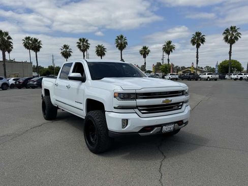 Used 2016 Chevrolet Silverado 1500 LTZ Z71 w/ LTZ Plus Package AWD/4WD image 3
