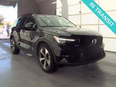 Used 2026 Volvo XC40 B5 Plus