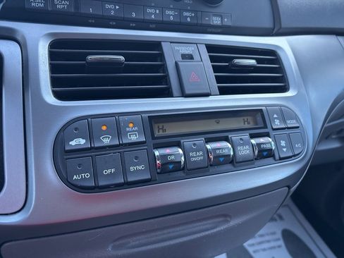 Used 2010 Honda Odyssey EX-L image 21