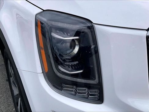 Used 2021 Kia Telluride S image 32